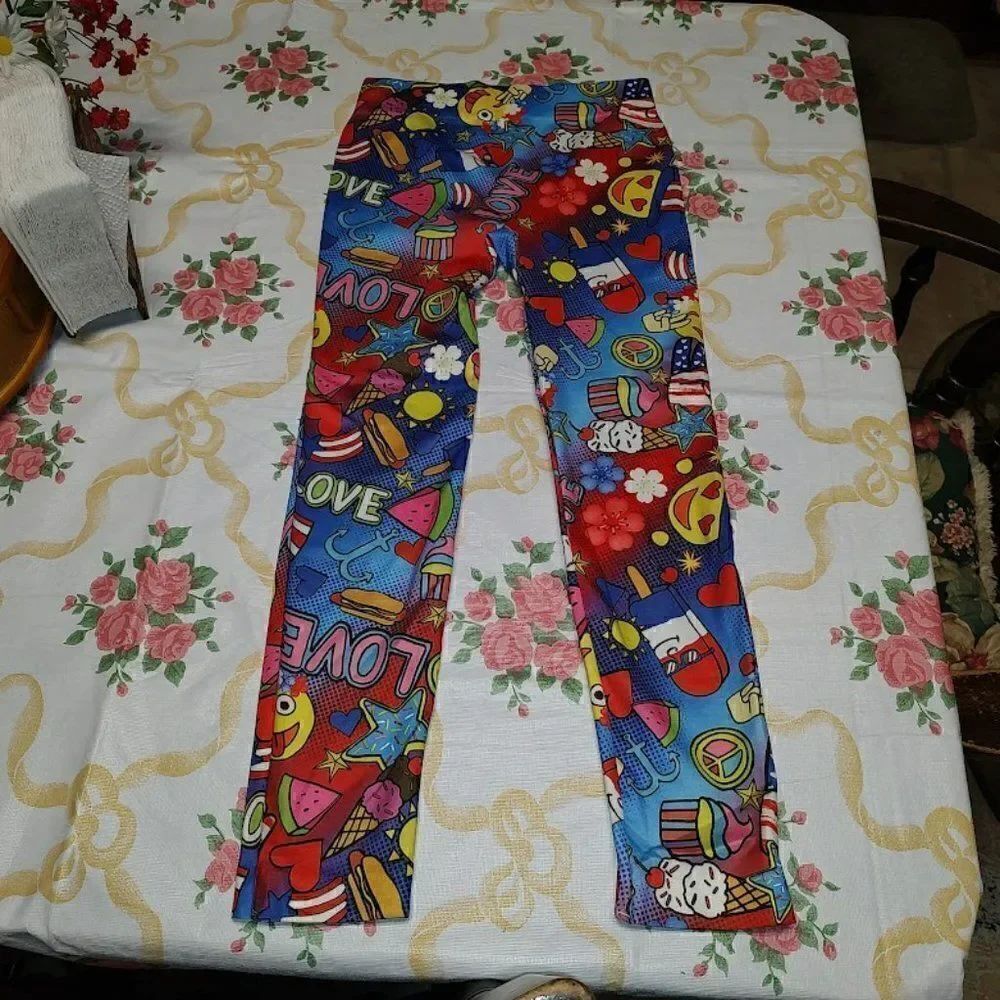 New No Boundaries Americana Print seamless capri Leggings Junior XS 1